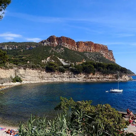 Chez Mamouska Bed & Breakfast Cassis