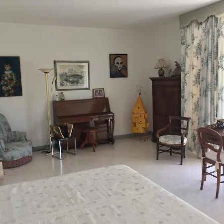 Chez Mamouska 3*