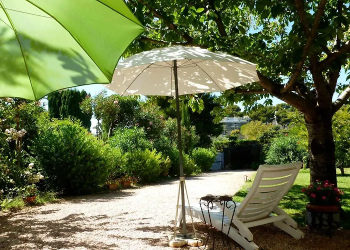 Chez Mamouska Bed & Breakfast 3*